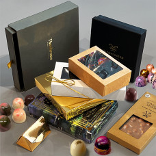 Chocolate and praline boxes
